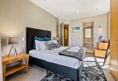 Others 3 Enormous CBD 1BR Unit w/ Parking by Zodiak Stays