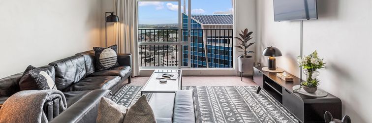 其他 Luxury 2BR Apt– Pool, Gym, Prime Spot Zodiak Stays