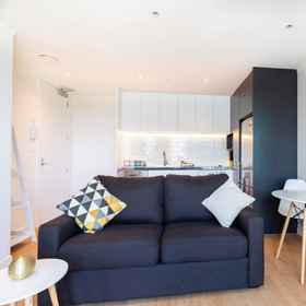 Primary image 1 Central and Modern 1BR unit by Zodiak Stays, Campbells Bay Hotels