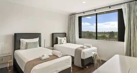 Others 2 North Shore Mansion With 20M Pool