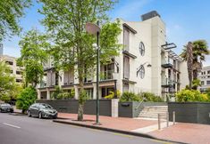 Others 7 One-bedroom loft in Viaduct by Zodiak Stays