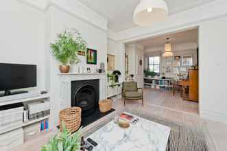 Others 4 Interior Designed House With Garden in North West London by Underthedoormat