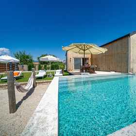 Primary image 1 ジェイデンファームハウス, フェティエ魚市場 ホテル