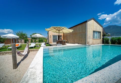 Others Jaden Farm House