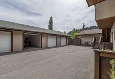 Others 2 Bavarian Mountain Suite 2 Bedroom Condo by NW Comfy Cabins by RedAwning