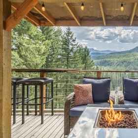 Primary image 1 Das Tree Haus 1卧室的家由NW舒适小屋由RedAwning, 华盛顿州 酒店