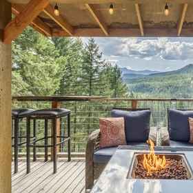 Primary image 1 Das Tree Haus 1卧室的家由NW舒适小屋由RedAwning, 华盛顿州 酒店