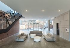 Others 5 Airy 3 BR Flat w Shared Deck - gym - Mins to NYC