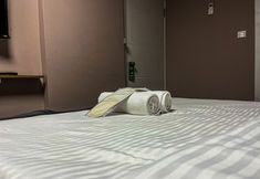 Others 6 Life Artemis Otel