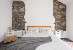 Others 5 5 Thomas Street