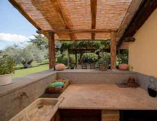 Others 2 Enchanting Family Country House Near Rome