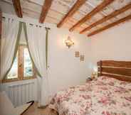 Others 7 Elegant Charming Family Country House Near Rome