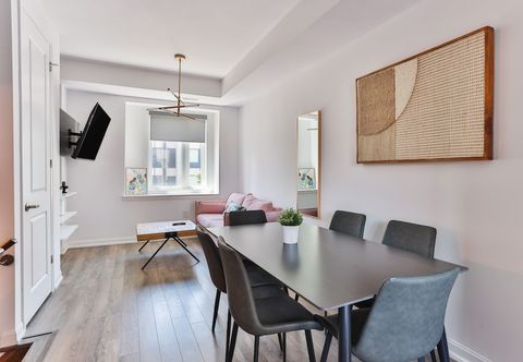 Others Central 3BDR Townhouse in Downsview Park