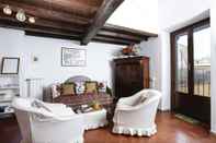 Lainnya Pantheon Romantic Nest With Terrace