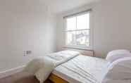 Others 3 Spacious 3 Bedroom House With Garden - Hammersmith