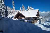 Lainnya Rustic Alm in Neustift im Stubai With Whirlpool and Sauna