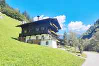 Others Pretty Holiday Home in Mayerhofen With Balcony