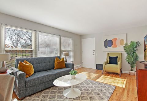 Others 1BR Roomy Apartment in Bowmanville