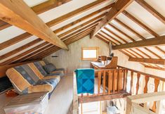 其他 2 Holiday Home in Bievre With Garden