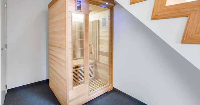 Others Modern Holiday Home in Scherpenheuvel With Infrared Sauna