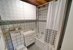 Lain-lain 7 Bungalow Next to the Lac de Vallee de Rabais