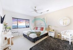 Others 6 Signatures Darwin Waterfront