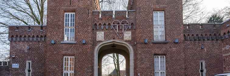 Lainnya Mystique Apartment in Kruibeke at Wissekerke Castle