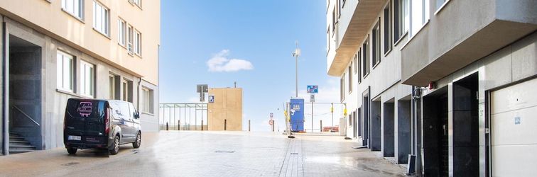 Others Sunny Ground Floor Escape