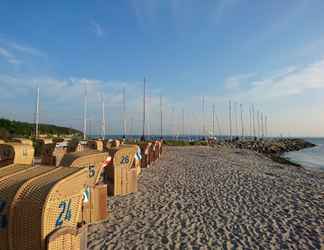 Others 2 Holiday Home on the Island of Poel, 3 Bedrooms, 2 Bathrooms, Sauna