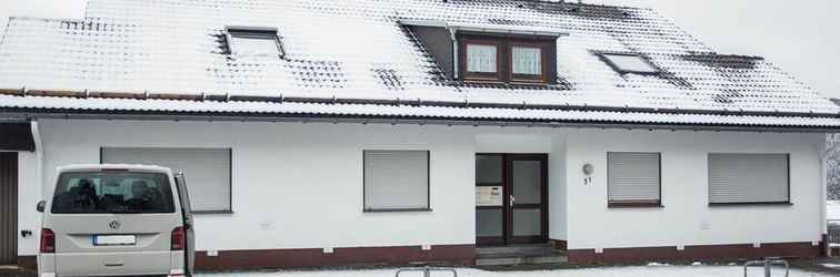 Lainnya Comfortable Flat With Balcony in an Ideal Location in Niederfeld Near Winterberg