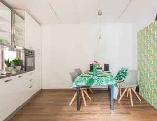 Others 2 Centrally-located Apartment in Bad Camberg With Garden