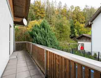 Lainnya 2 Beautiful Holiday Home in Viechtach With Views