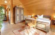 Others 4 Beautiful Holiday Home in Waffenrod With Sauna