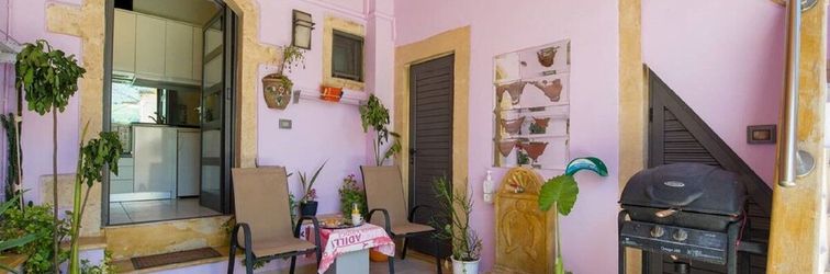 Others Snug Apartment in Kournas With Balcony/terrace