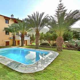 Primary image 1 Fantastic Holiday Home in Karteros With Pool, Khách sạn Manos Hatzidakis Theatre