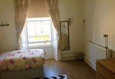 Others 2 Stunning 3-bed Apartment in Edinburgh