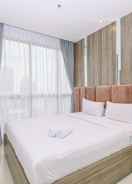 Foto utama Stunning And Cozy 1Br Apartment At Ciputra World 2