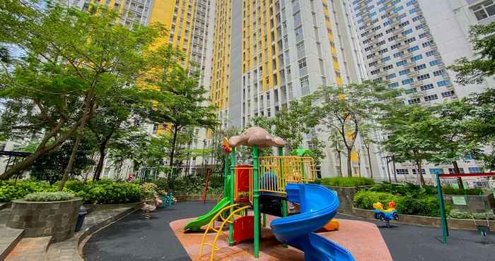 Others Best Homey And Nice 2Br At Springalake Summarecon Bekasi Apartment