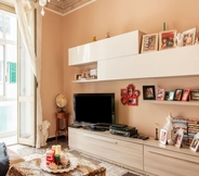 Others 6 Cosy Apartment in Savona With Terrace