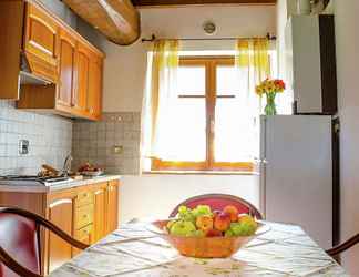 Others 2 Inviting Cottage in Marsciano With Private Terrace