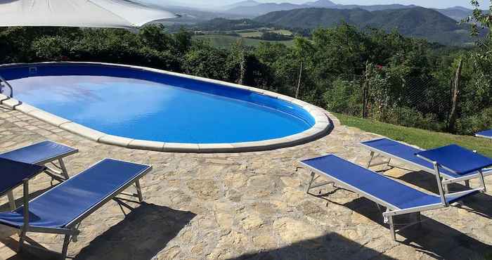 Others Quaint Holiday Home in Citta di Castello With Private Pool