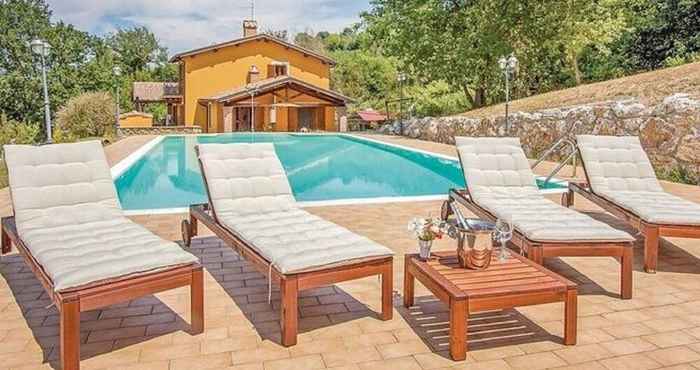 Lainnya Lush Villa in Umbria With Private Pool