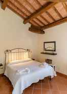 Bilik Lush Villa in Umbria With Private Pool