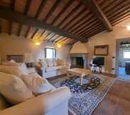 Others 6 Exquisite Villa in Lamporecchio With Private Pool