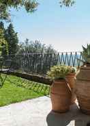Garden Apartment Near Cortona With a Beautiful View and Garden