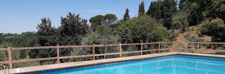 Others Inviting Holiday Home With Swimming Pool