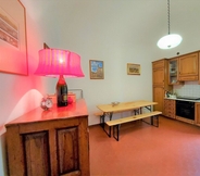 Lain-lain 2 Spacious Apartment in Volterra in the Historic Centre