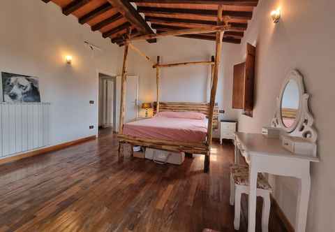 Others Spacious Holiday Home in Pietrasanta With Private Pool