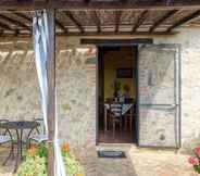 Lain-lain 7 Romantic Apartment in Seggiano With Private Terrace