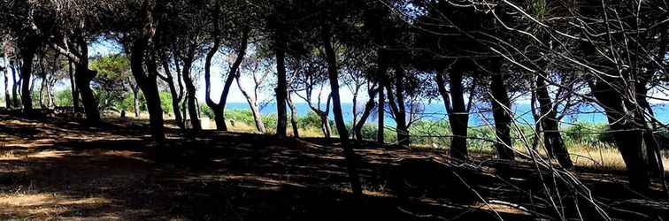 Lain-lain Inviting Bungalow in Isola di Capo Rizzuto With Garden